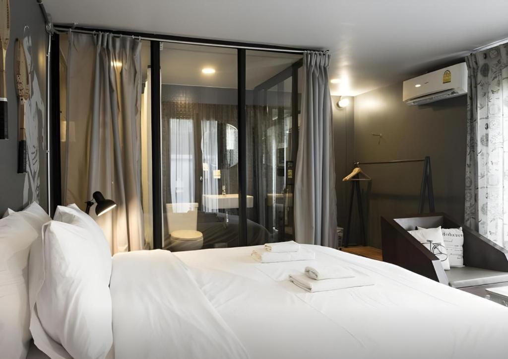 Pyur Otel Chiang Mai Esterno foto